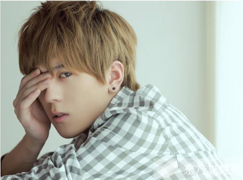 上海大學(xué)校花季佳熙男友是誰 與楊帆關(guān)系非一般