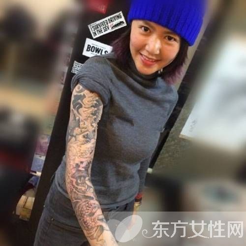 譚維維手臂霸氣紋身引爭議 揭譚維維多處紋身來歷