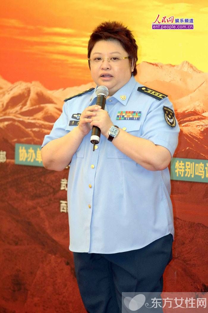 韓紅養(yǎng)子潘子灝照片 述韓紅與孤兒潘子灝的故事