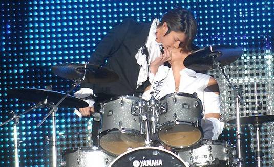 金希澈韓庚什么關(guān)系 揭秘韓庚解約金希澈為什么哭