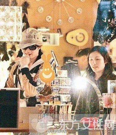 網(wǎng)曝古巨基整容割雙眼皮 古巨基曾遭好友嘲笑割雙眼皮