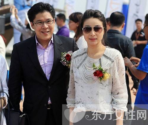 霍啟剛郭晶晶真人秀甜到 虐  恩愛(ài)夫妻羨煞旁人