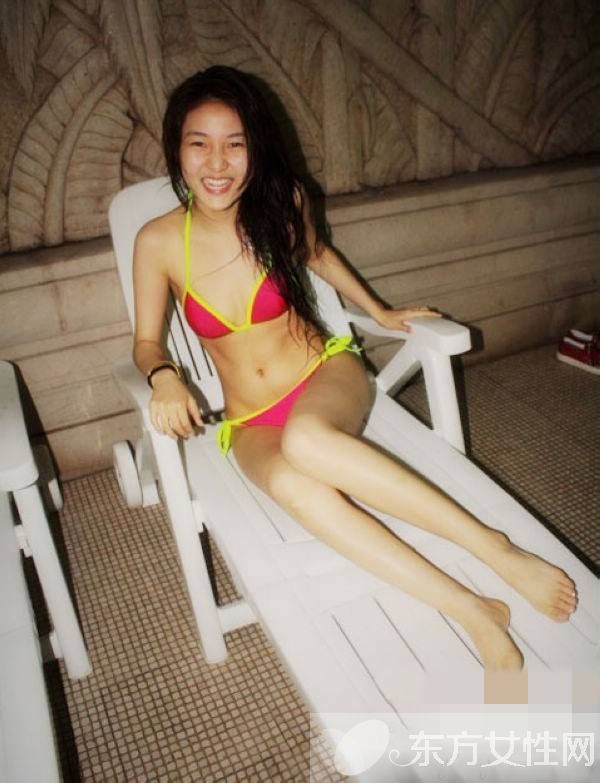 炫富女郭美美是誰 郭美美與干爹王軍激戰(zhàn)圖遭曝光