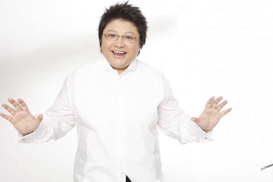 韓紅養(yǎng)子潘子灝照片 述韓紅與孤兒潘子灝的故事