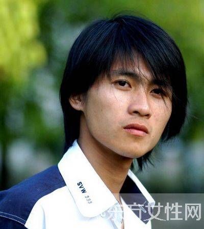 網(wǎng)曝韓寒出軌趙卓娜 偷情證據(jù)大曝光