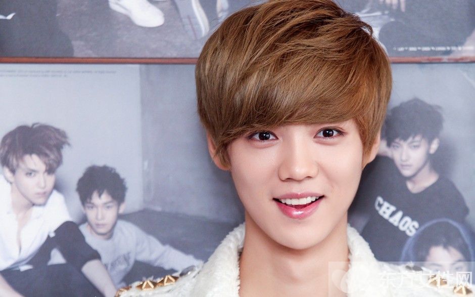 鹿晗效應(yīng)正能量爆棚 所謂 偶像 就應(yīng)該是這個(gè)樣子