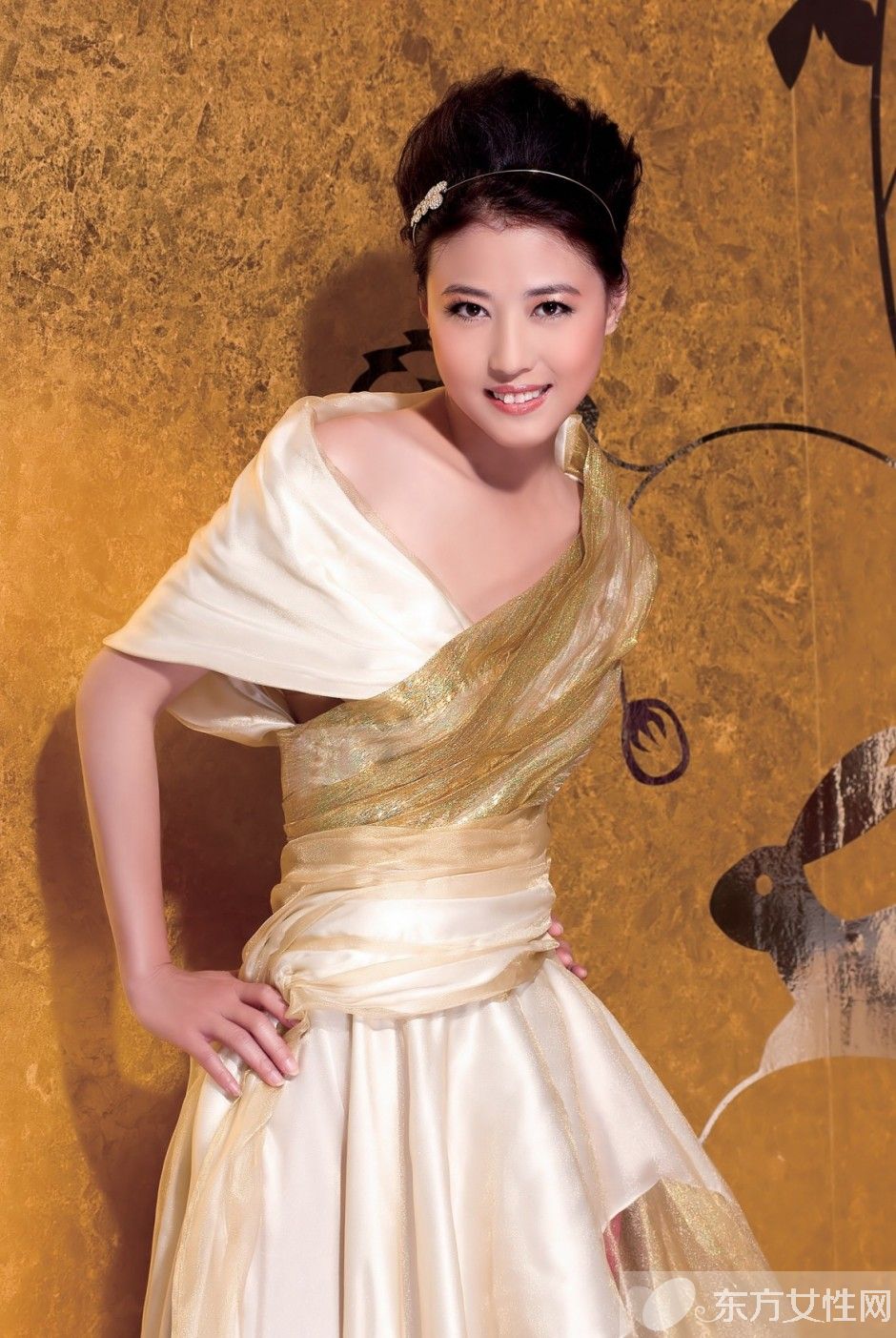 周海媚紅斑狼瘡圖片 揭秘周海媚不婚不育真相