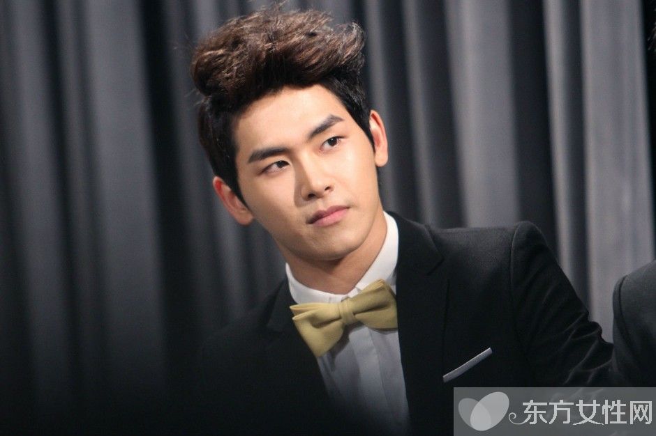 李浩沅整容前后照曝光 被稱為infinite的喝酒擔(dān)當(dāng)