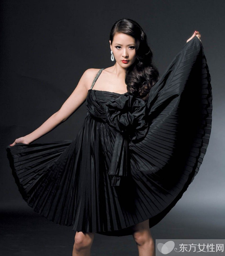 臺灣名媛孫蕓蕓兒子活潑帥氣 孫蕓蕓美貌不輸女星曾被星探盯上