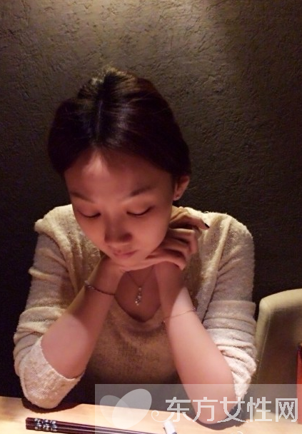 李云迪女友田霏背景大起底 網(wǎng)曝田霏常上夜店飲酒作樂