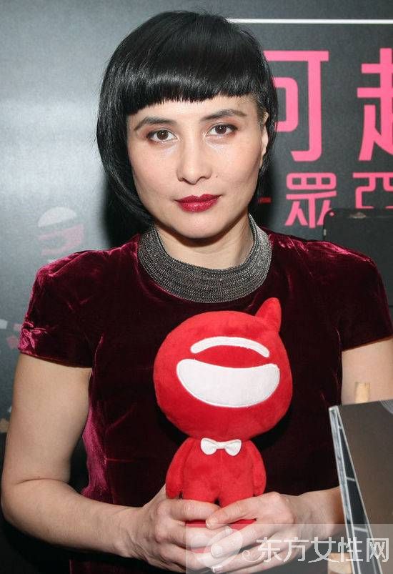 何超儀老公林子聰資料簡(jiǎn)介 何超儀自曝不良情史