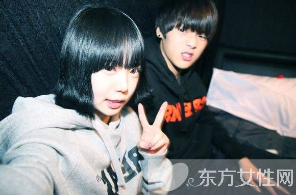 李世龍洪瑛琦相戀兩年生子 韓國19歲男星李世龍喜當(dāng)?shù)?  height=