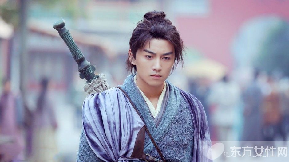 楊蓉陳曉結(jié)婚照曝光 曝陳曉趙麗穎分手原因太雷人