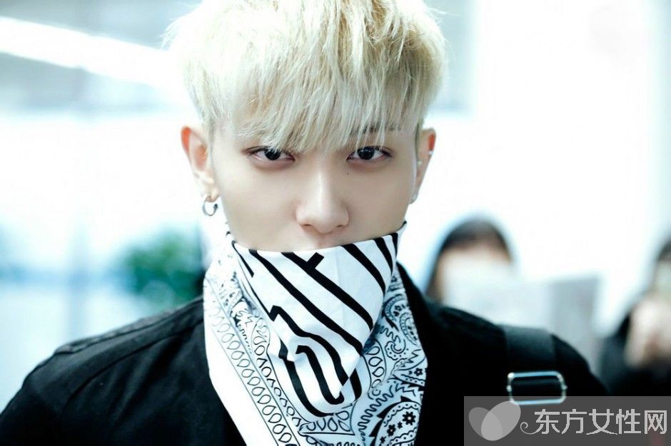 王思聰調(diào)侃黃子韜約炮騙女孩 揭黃子韜耍大牌遭封殺