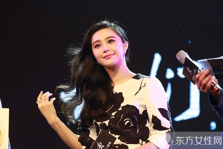 盤點(diǎn)娛樂圈大尺度全裸無遮掩的性感女神