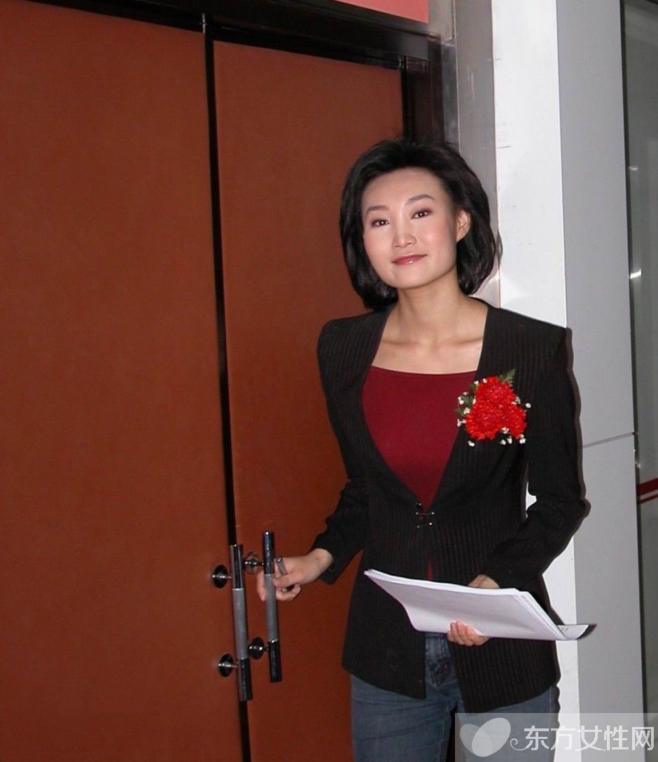 央視主持人李梓萌簡歷 主播李梓萌老公遭曝光