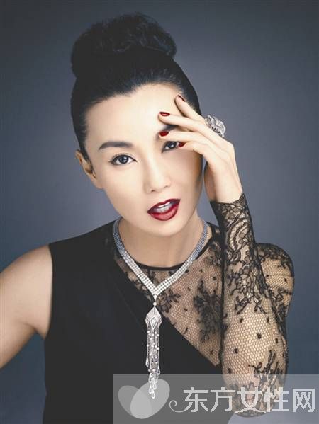 張曼玉資料簡(jiǎn)介 張曼玉梁朝偉沒(méi)做戀人因時(shí)機(jī)問(wèn)題