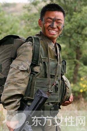 揭王寶強個人資料家庭背景 王寶強是個怎么樣的人