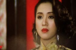 梅艷芳遺物拍賣會結束 新秀獎杯以129萬天價賣出