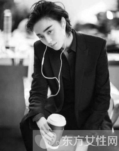 范冰冰短發(fā)圖片曝光 與李晨情侶照超拽霸氣十足