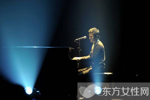 梁博是誰(shuí)的兒子  熟人 講述梁博的足跡