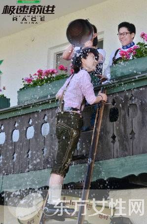 霍啟剛郭晶晶真人秀甜到 虐  恩愛(ài)夫妻羨煞旁人