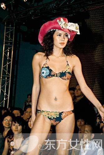 樂(lè)基兒大方自曝縮胸 縮胸全為健康著想