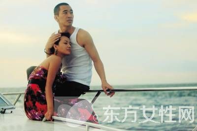 曝徐靜蕾與黃立行已結(jié)婚 徐靜蕾 瞞體重都不會瞞結(jié)婚