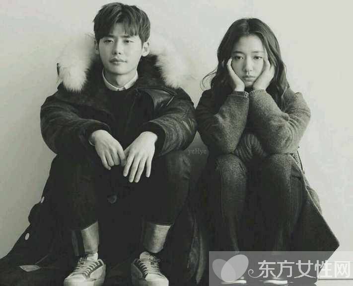 樸信惠李鐘碩戀情曝光 網(wǎng)友直呼李鐘碩鄭秀晶更般配