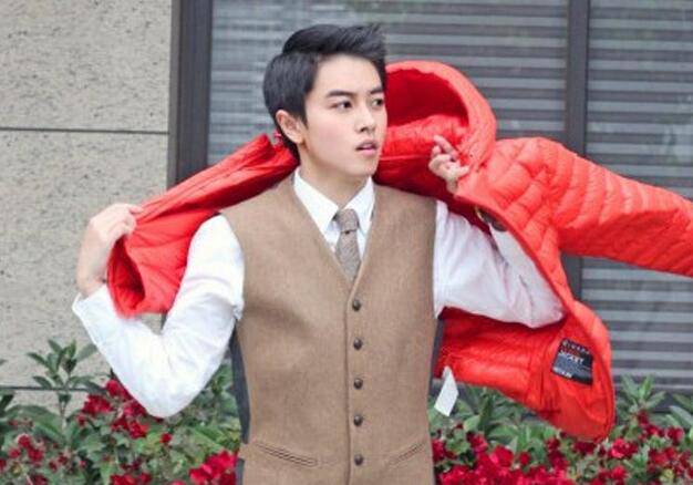 中國最帥女人邢雅晨長發(fā)照曝光 簡直帥到不像話