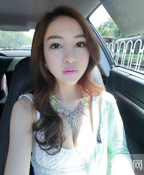 炫富女郭美美是誰(shuí) 郭美美與干爹王軍激戰(zhàn)圖遭曝光