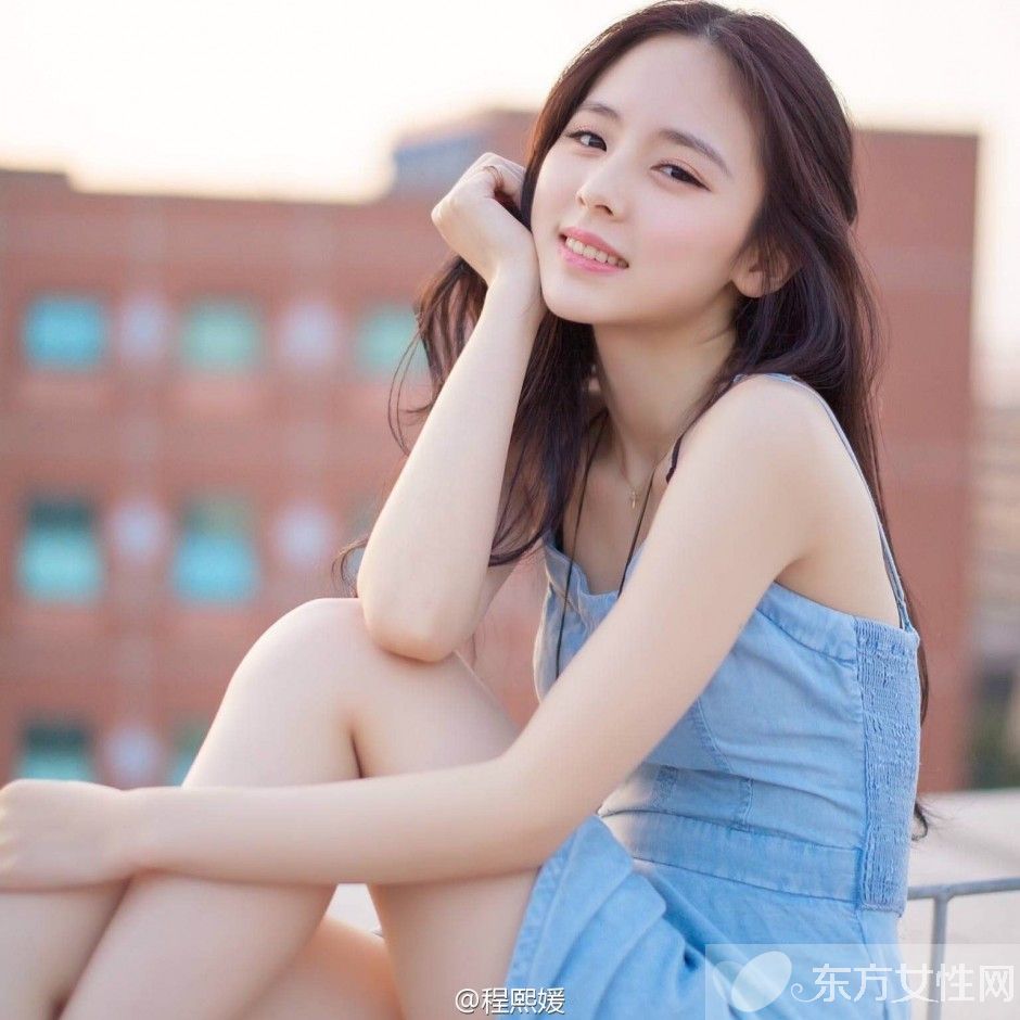 95后廈大?；ǔ涛蹑?清純模樣勝過奶茶妹妹
