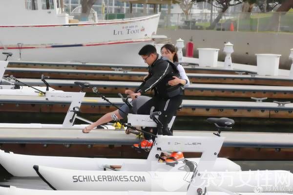 霍啟剛郭晶晶真人秀甜到 虐  恩愛夫妻羨煞旁人