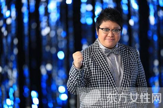 管彤和韓紅結(jié)婚照曝光 曝兩人已在美國登記結(jié)婚