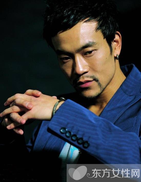 廖凡個(gè)人資料 廖凡霍昕姐弟戀多年感情穩(wěn)定