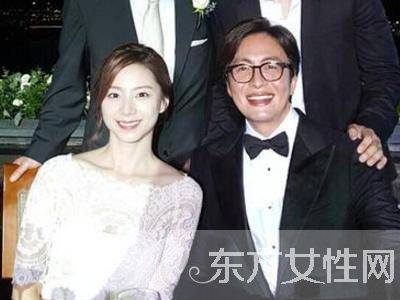 樸秀珍裴勇俊大婚粉絲站隊(duì)祝福 樸秀珍疑似整容遭網(wǎng)友熱扒