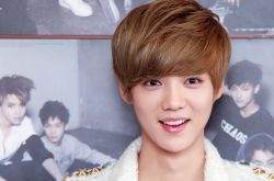 鹿晗效應(yīng)正能量爆棚 所謂 偶像 就應(yīng)該是這個(gè)樣子