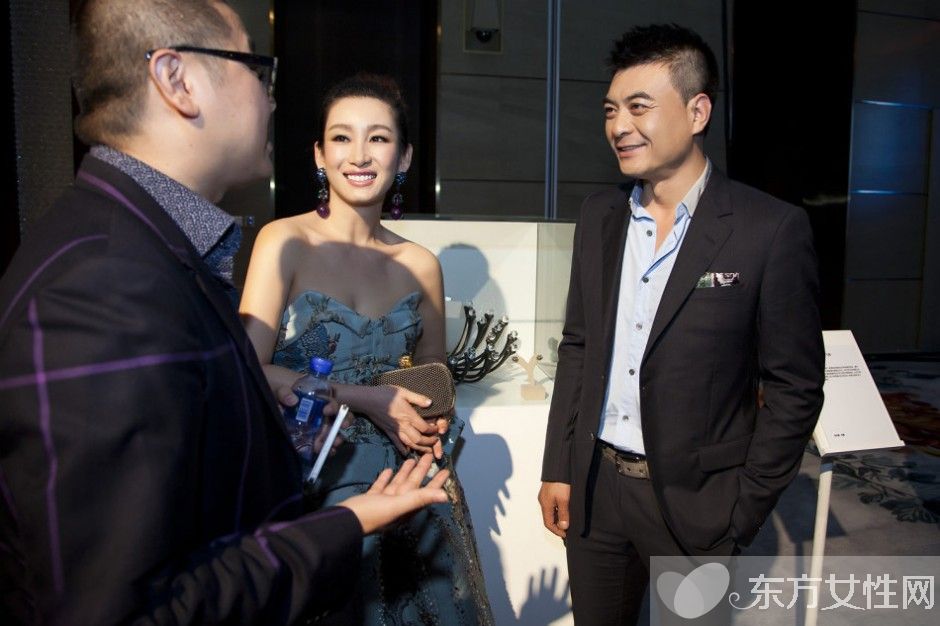 王新軍老婆秦海璐個人資料 揭與前妻唐靜離婚真相