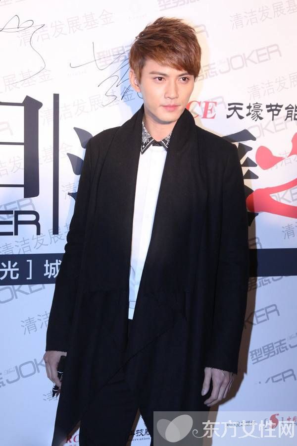 徐正曦女友個人資料 戚薇和徐正曦的兒子照片曝光