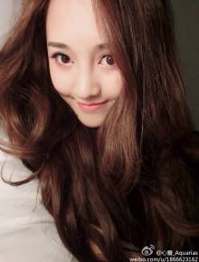 張鑫磊微博曬美照 陳建亮告白張鑫磊甜蜜牽手