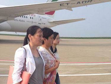 浙江永康美女老板幫弟弟還賭債惹詐騙罪 出逃非洲終被捕