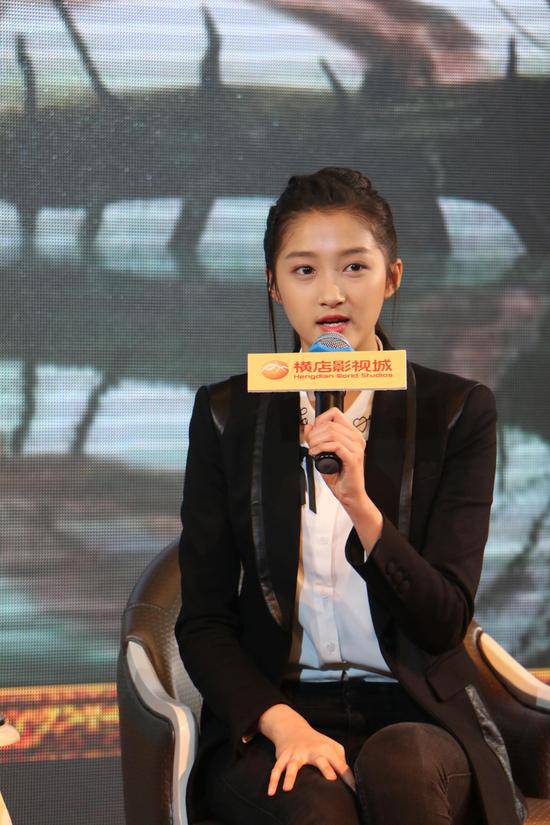  小傾城 家庭背景曝光 藝術(shù)世家4歲半就出道