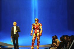 揭《非誠(chéng)勿擾》鋼鐵俠于冰背景 女嘉賓紛紛示愛(ài)