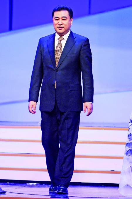 張宏民簡(jiǎn)歷資料 揭秘張宏民為什么不結(jié)婚