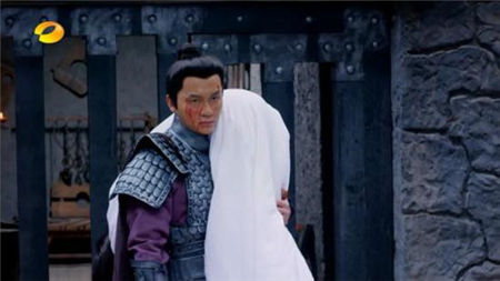 屁股大好生養(yǎng) 張馨予因屁股小被李晨拋棄