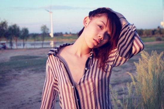 網(wǎng)絡紅人蘇紫紫全裸圖片 赤身露體接受采訪