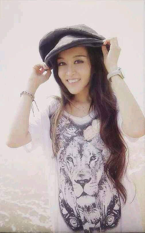 揭秘各網(wǎng)紅的 真面目  你們還認得出嗎