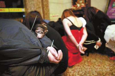 東莞ktv裸舞表演被偷拍 酒店色情選秀不堪入眼