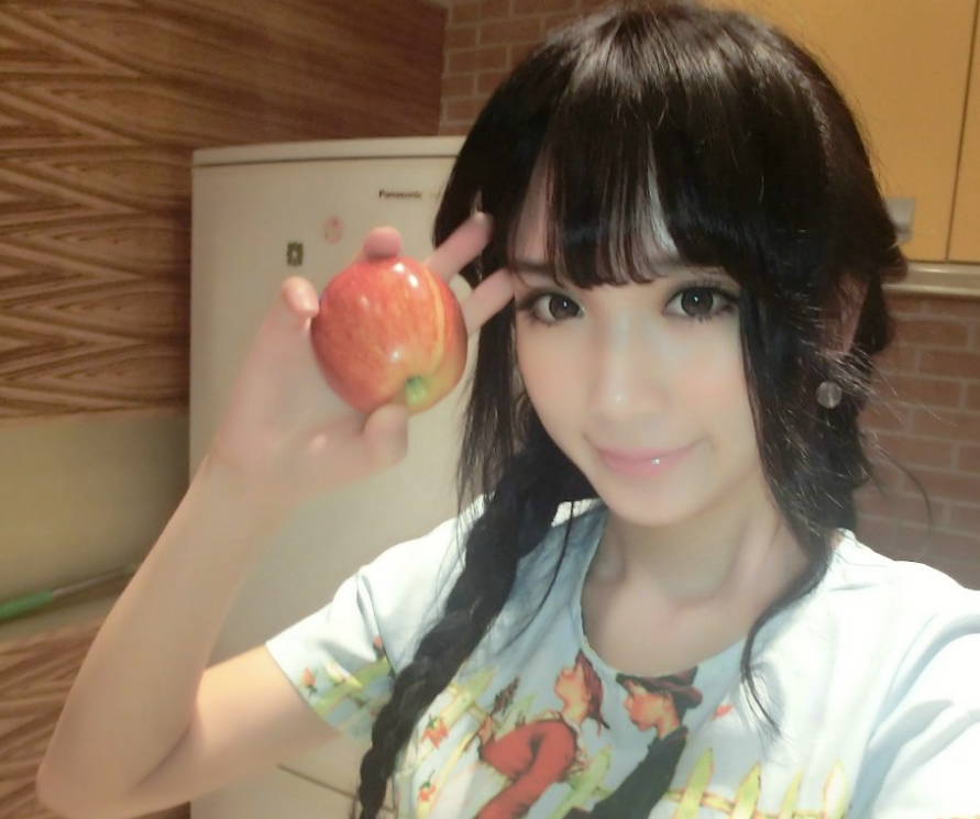 揭秘各網(wǎng)紅的 真面目  你們還認(rèn)得出嗎