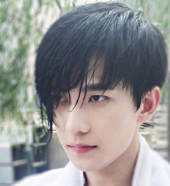 張起靈身世之謎 他與吳邪什么關(guān)系何來十年之約